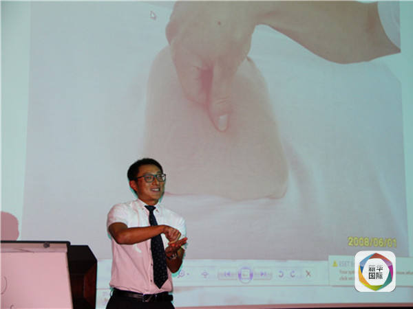 纳米比亚人最初恐惧中医看到身上扎针心里怕