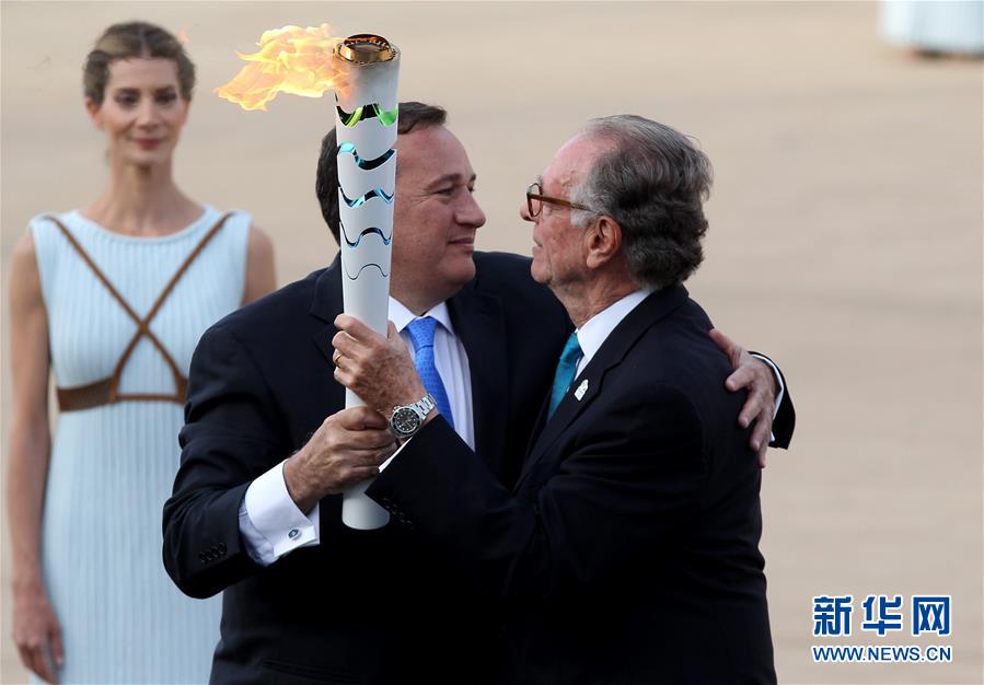 （里约奥运会）（2）奥运圣火交接仪式在雅典举行