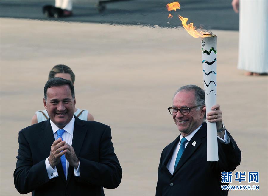 （里约奥运会）（3）奥运圣火交接仪式在雅典举行