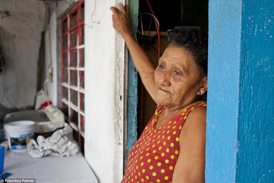 墨西哥代孕妈妈 生1个孩子顶20年工资