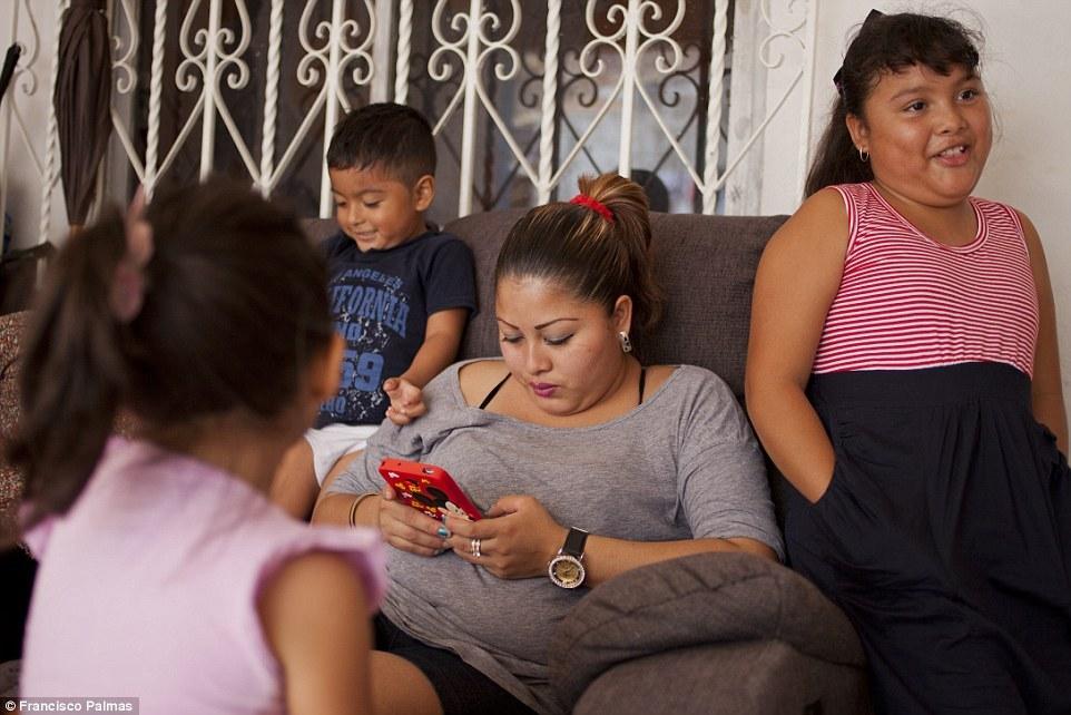 墨西哥代孕妈妈 生1个孩子顶20年工资