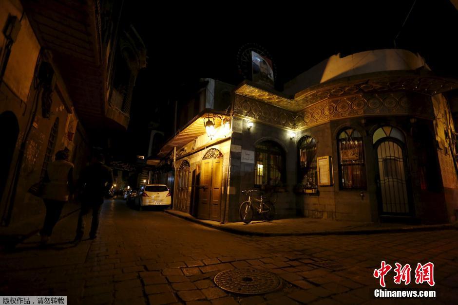 探訪夜幕降臨的敘利亞老城 年輕人酒吧狂歡