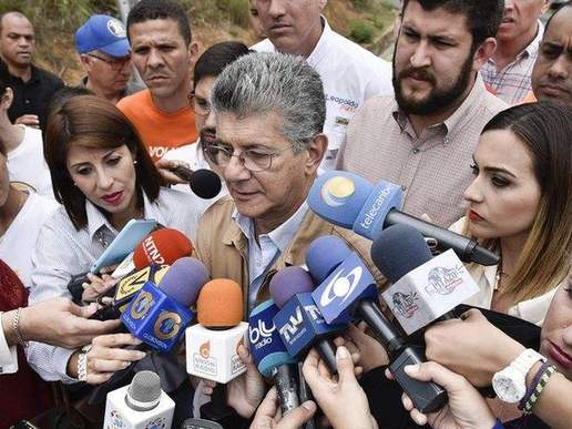 又一波来了!委反对派要公投罢免总统