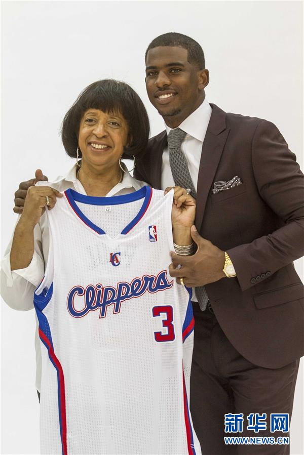 （体育&middot;专题）（10）体坛巨星与妈妈的一抹温情