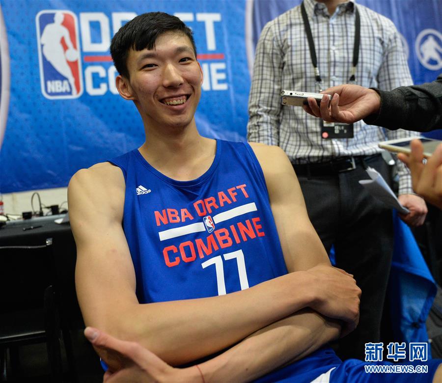 （体育）（4）篮球&mdash;&mdash;NBA：周琦参加NBA联合试训