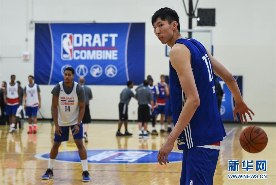 （体育）（5）篮球&mdash;&mdash;NBA：周琦参加NBA联合试训
