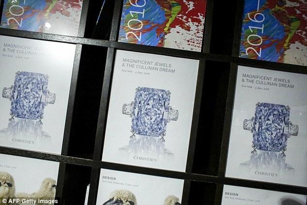 世界最大浓彩蓝钻拍卖 盘点钻石家族的世界之最