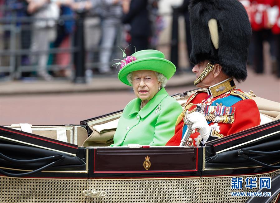 （国际）（7）英女王90岁生日庆典在伦敦举行