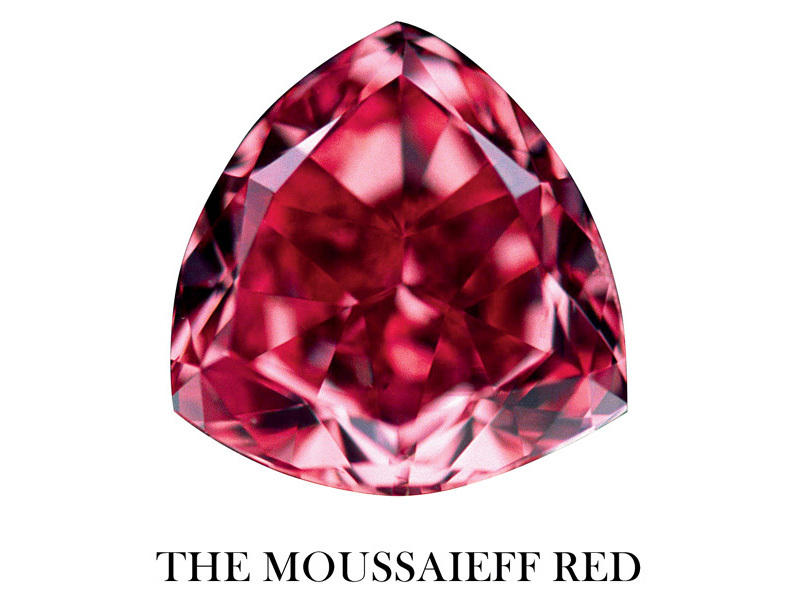 世界最大浓彩蓝钻拍卖 盘点钻石家族的世界之最