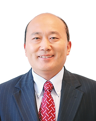 中美关系在矛盾中前行