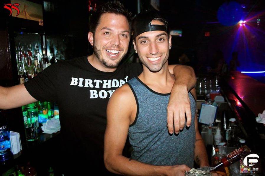 纸醉金迷！美国&ldquo;脉动&rdquo;酒吧内部画面曝光