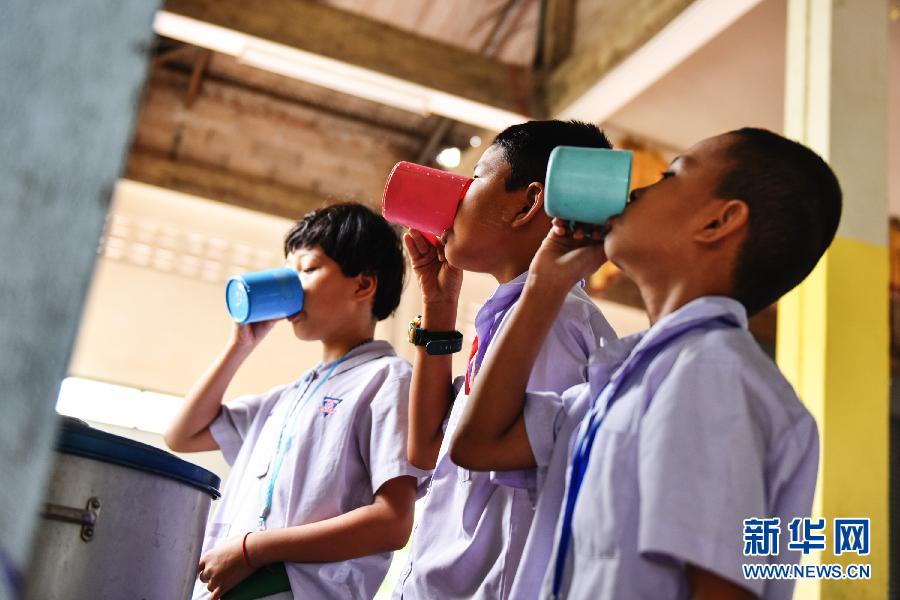（国际）（7）泰国沙没沙空：寺庙中的缅甸劳工子女学校
