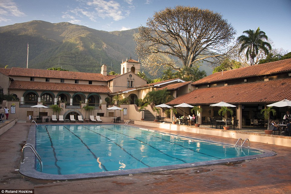 朱门酒肉臭！委内瑞拉富人和穷人的生活