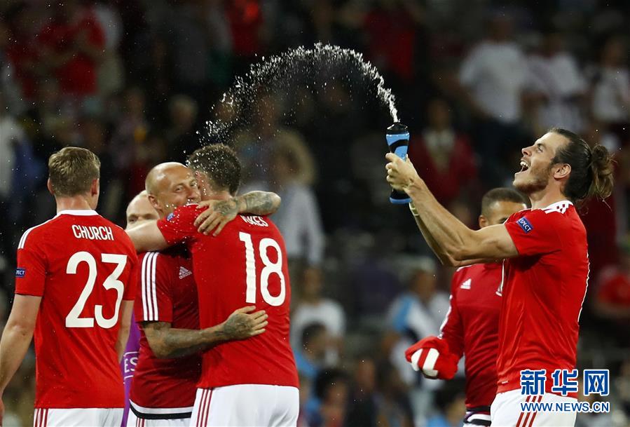 （欧锦赛）（4）足球&mdash;&mdash;小组赛：威尔士胜俄罗斯