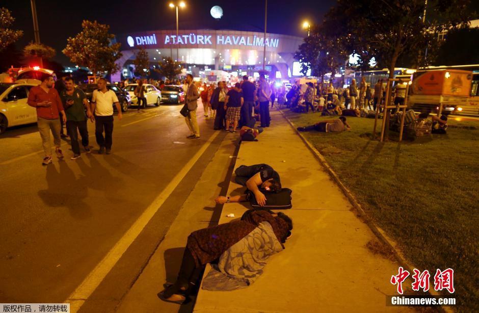 土耳其机场爆炸