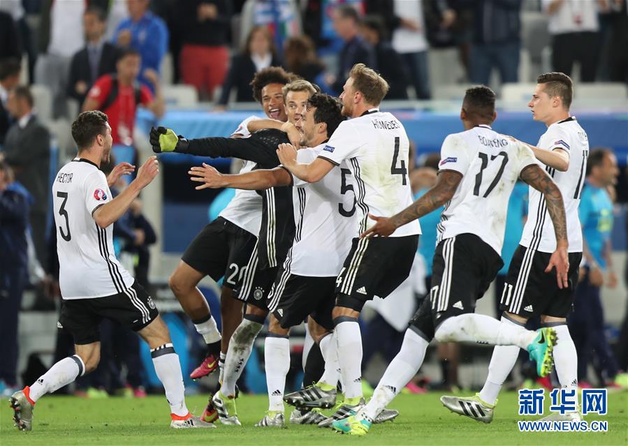 （欧锦赛）（21）足球&mdash;&mdash;四分之一决赛：德国战胜意大利