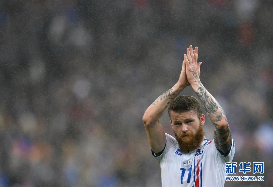 （欧锦赛）（6）足球&mdash;&mdash;四分之一决赛：法国胜冰岛