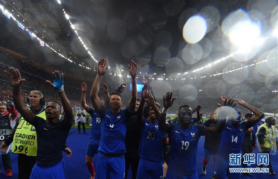 （欧锦赛）（10）足球&mdash;&mdash;四分之一决赛：法国胜冰岛