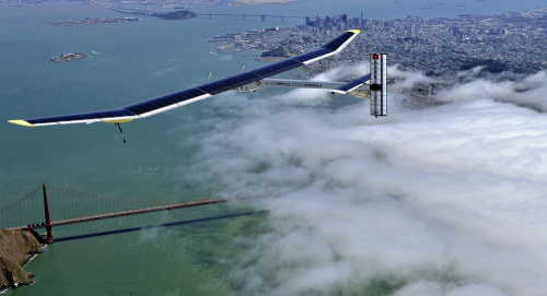 全球最大太阳能飞机&ldquo;阳光动力2号&rdquo;在开罗降落