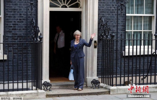 英国第二任女首相特蕾莎·梅：时尚范的“铁娘子”