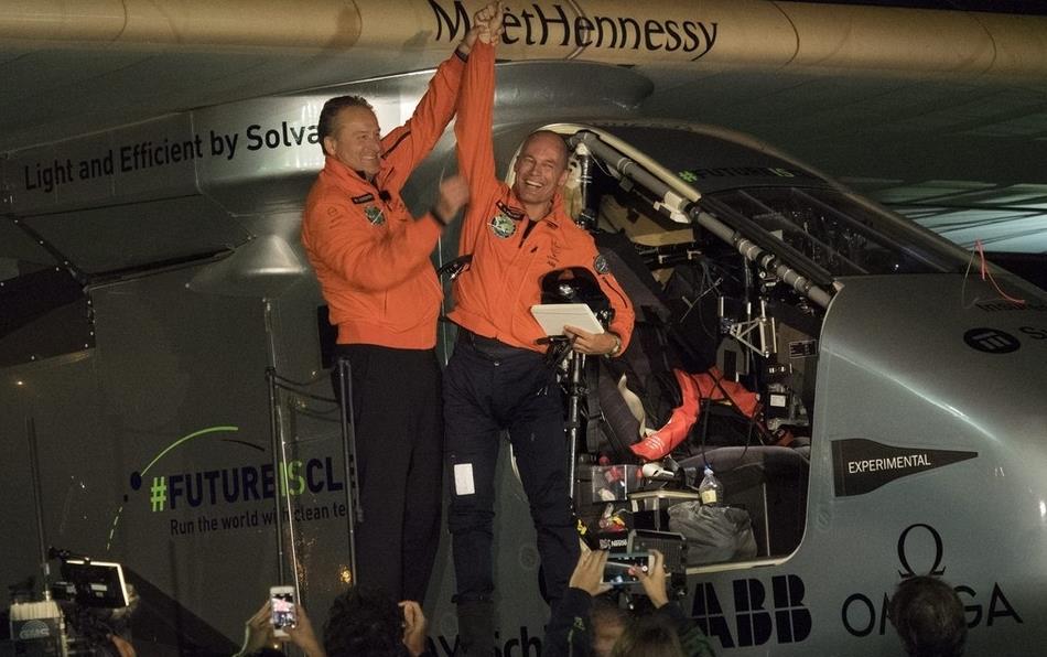 “阳光动力二号”太阳能飞机完成环球航行创造历史