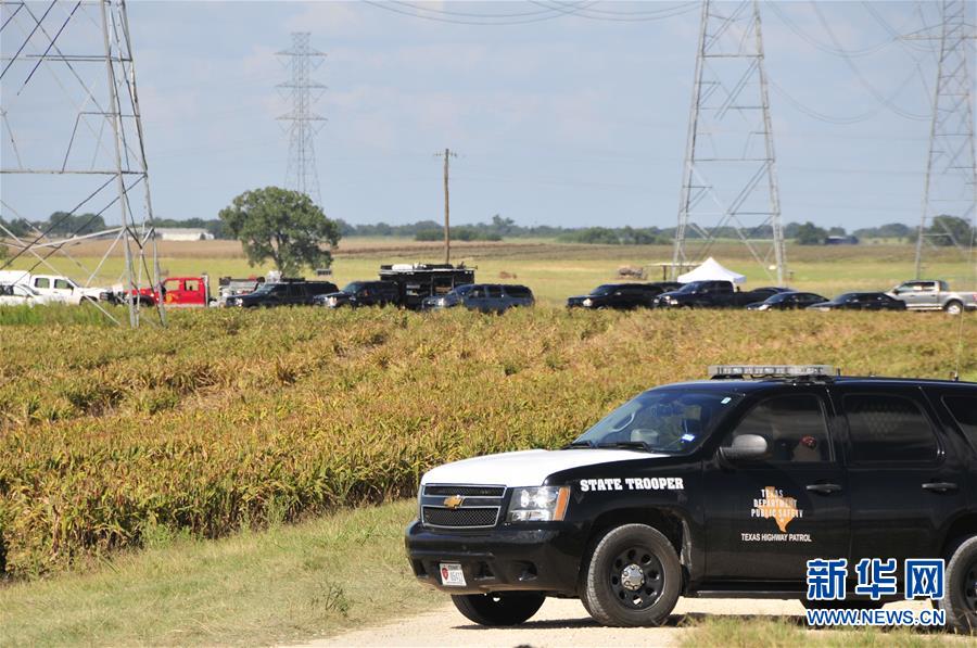 （国际）（1）美国得州发生热气球坠毁事故致16人死亡