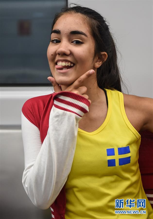 （里约奥运会）（4）地铁里&ldquo;会玩&rdquo;的瑞典姑娘