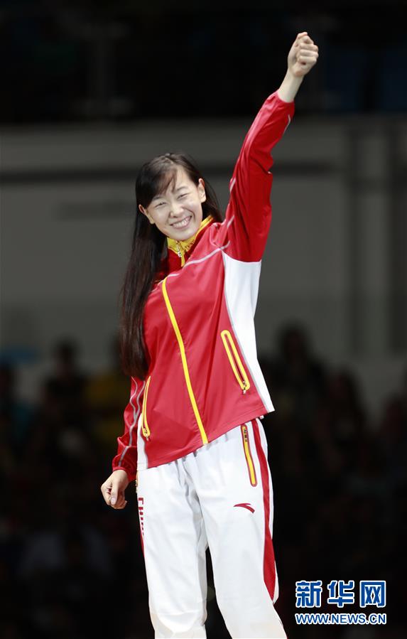 （里约奥运会&middot;领奖台）（3）击剑&mdash;&mdash;女子重剑个人赛：中国选手孙一文获得铜牌