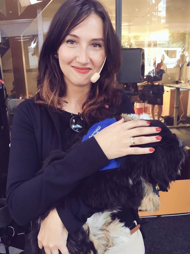 瑞典美女部长酒驾遭拦查 立刻请辞