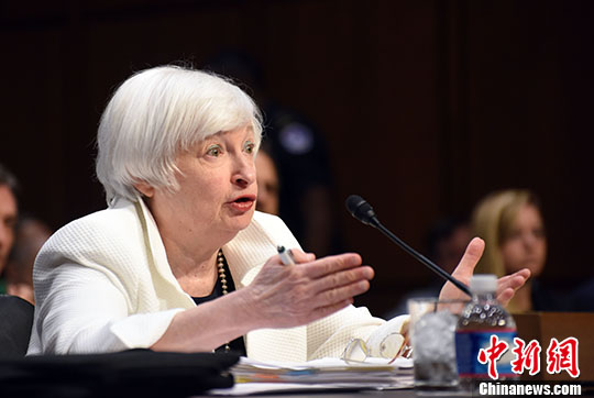 图为耶伦在听证会现场。 <a target='_blank' href='http://www.chinanews.com/'><p align=