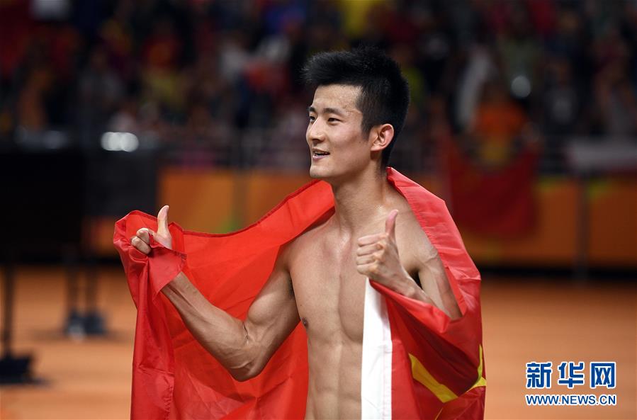 （里约奥运会&middot;夺冠一刻）（5）羽毛球&mdash;&mdash;男单决赛：谌龙夺冠