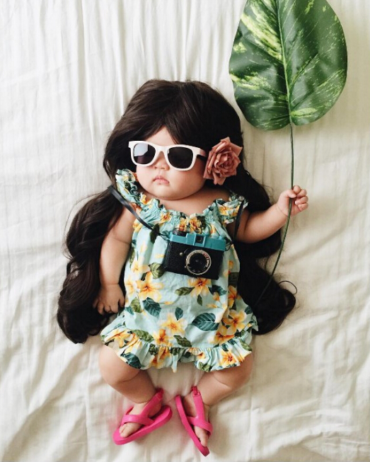 美洛杉矶4个月大&ldquo;睡美人&rdquo;萌态可掬成&ldquo;网红&rdquo;