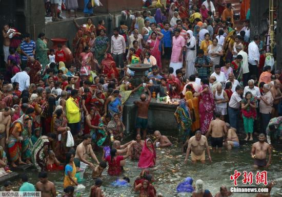 大壶节从7月中旬开始，一直持续到9月底结束，在长达两个月的时间里，预计共将迎来上百万人参加朝圣活动。