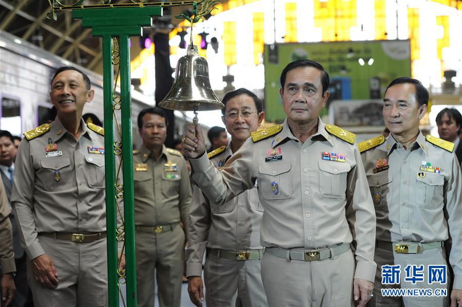 （国际）（2）中国列车在曼谷火车站投入试运营