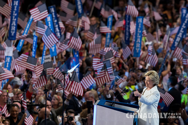 希拉里“邮件门”进展:30封被恢复邮件或与班加西事件有关