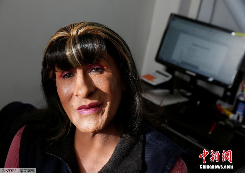 玻利维亚出台法律允许变性者自行决定身份证上