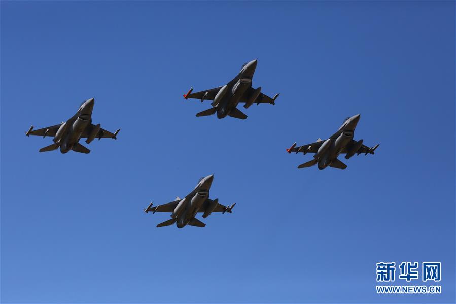 （国际）（1）比利时军队演练地空协同