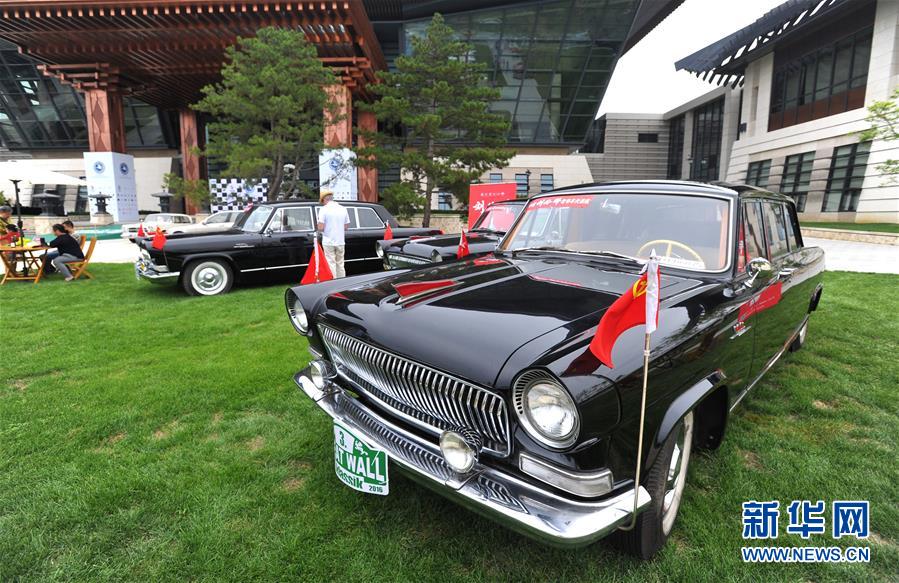 （晚报）（3）雁栖湖畔的优雅车展