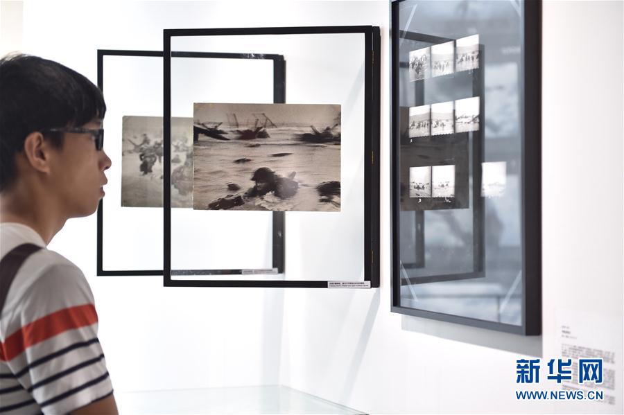 （文化）（3）长假邂逅马格南手稿 重温摄影经典的诞生