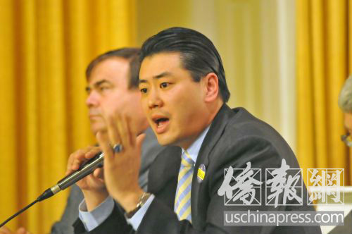 郑博仁律师建议受骗家长找他向FBI自首，以减轻罪责。（美国《侨报》/郑博仁供图）