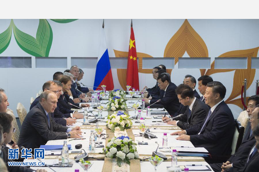 10月15日，國家主席習近平在印度果阿會見俄羅斯總統普京。新華社記者謝環馳攝 