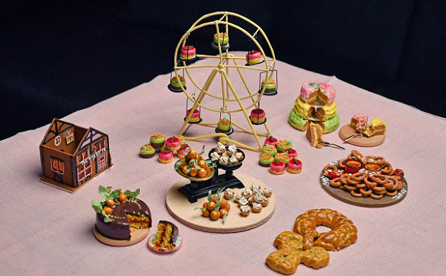 逼真!这些精致糕点都是黏土做的(图)