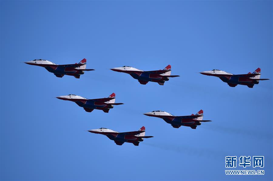 （珠海航展）（3）俄罗斯&ldquo;雨燕&rdquo;飞行表演队抵达珠海