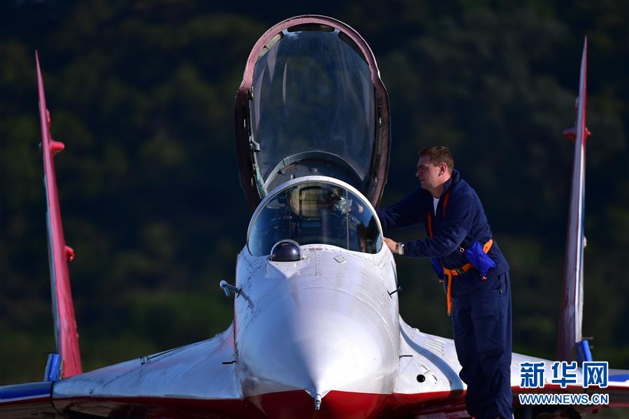 （珠海航展）（4）俄罗斯&ldquo;雨燕&rdquo;飞行表演队抵达珠海