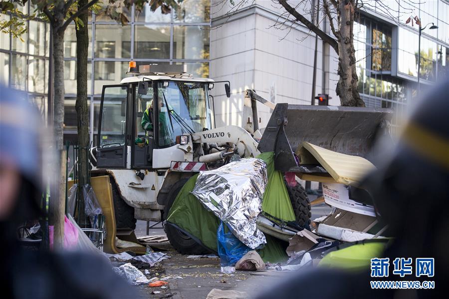 （国际）（2）法国清理位于巴黎市区的难民聚集区