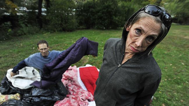 组图：纽约富家女败光家财 成中央公园流浪汉 