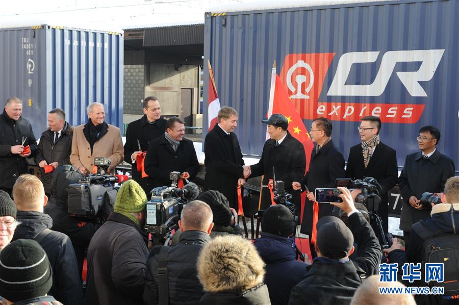 （国际）（2）首趟&ldquo;义乌-里加&rdquo;货运班列抵达里加