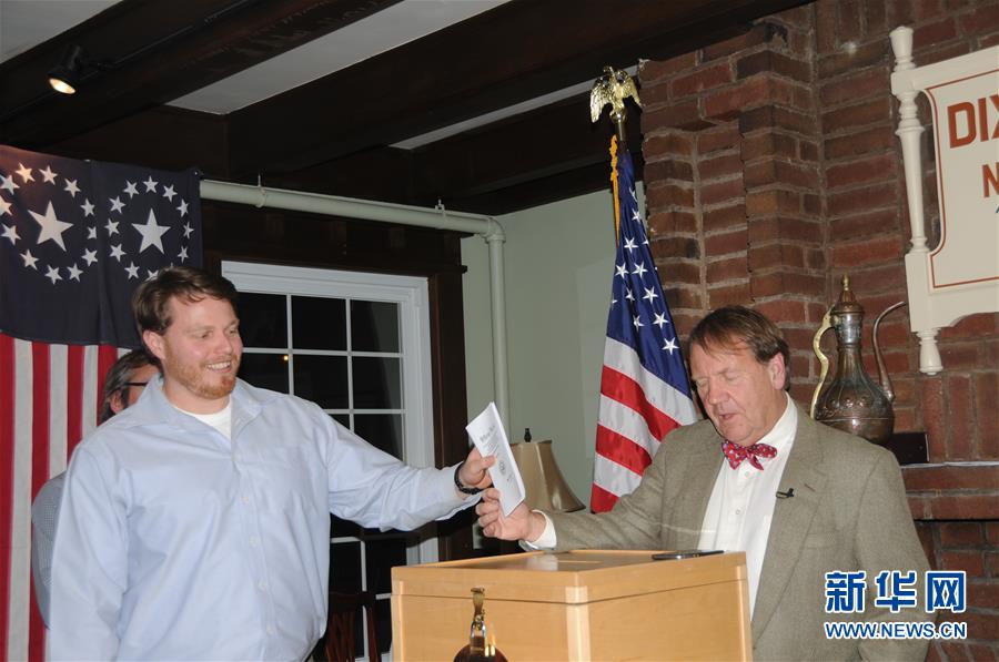 （美国大选）（1）美国总统选举投票正式开始