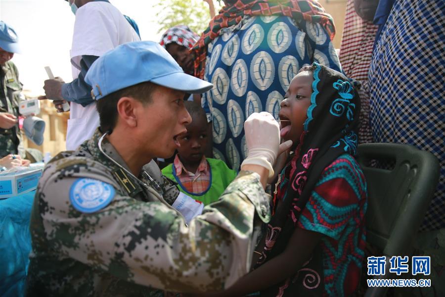 （XHDW）（1）中国赴马里维和医疗分队深入当地社区开展义诊