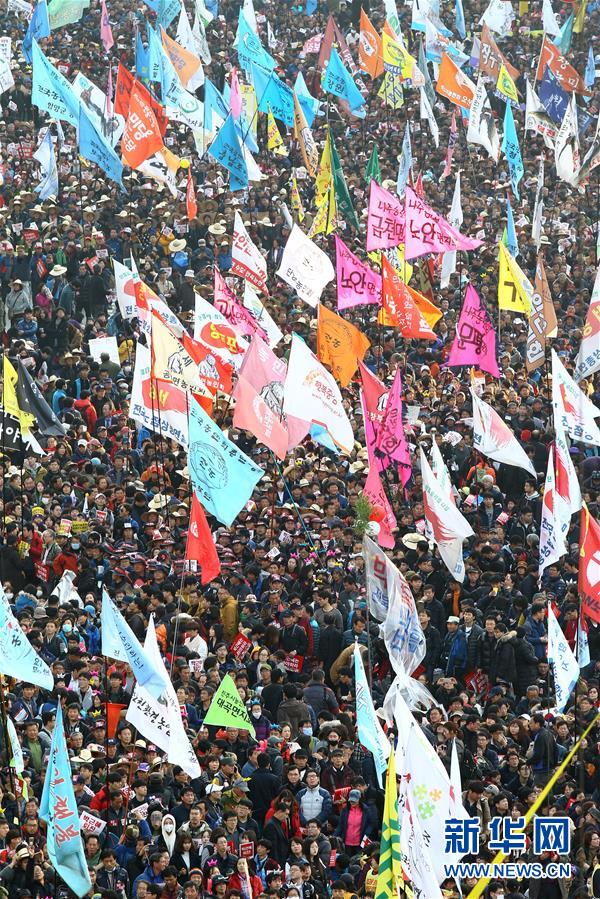 （XHDW）（9）韩国数十万民众集会要求朴槿惠下台